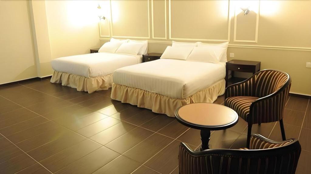 Luscious Hotel Bukit Mertajam Exterior photo