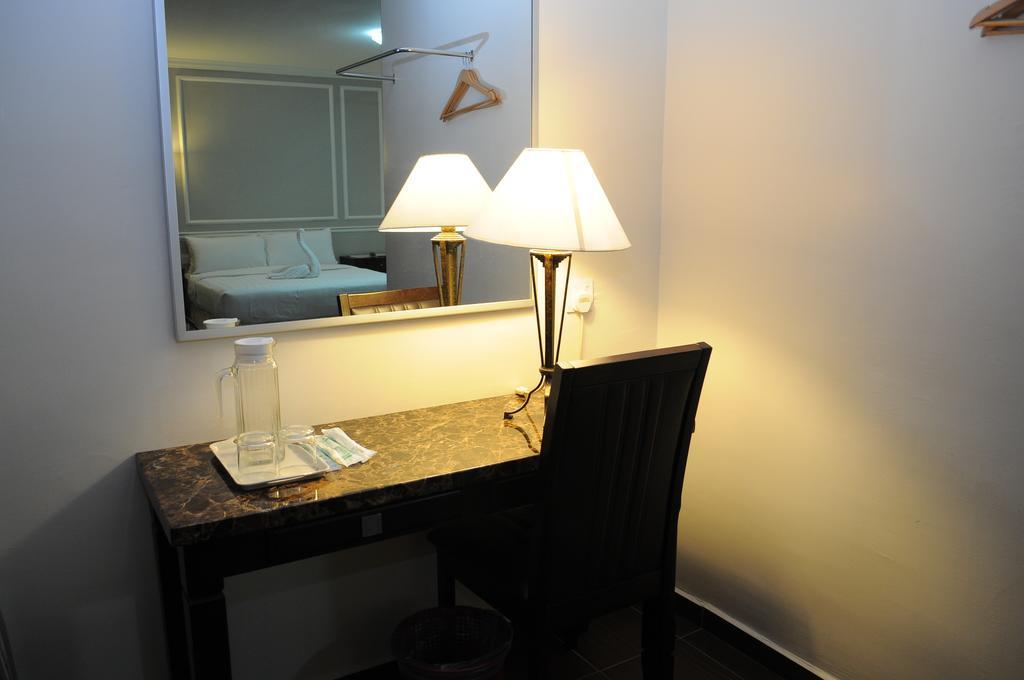 Luscious Hotel Bukit Mertajam Room photo