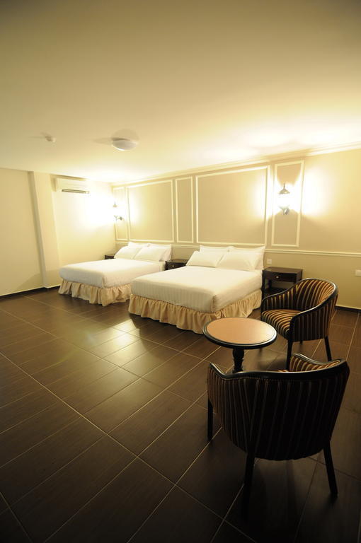 Luscious Hotel Bukit Mertajam Exterior photo
